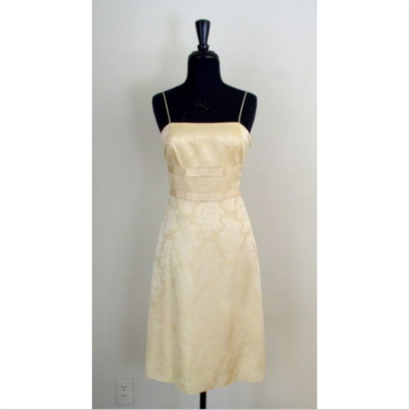 Ann Taylor Dresses & Skirts - Ann Taylor Champagne Lace Print Sheath Dress Sz 4